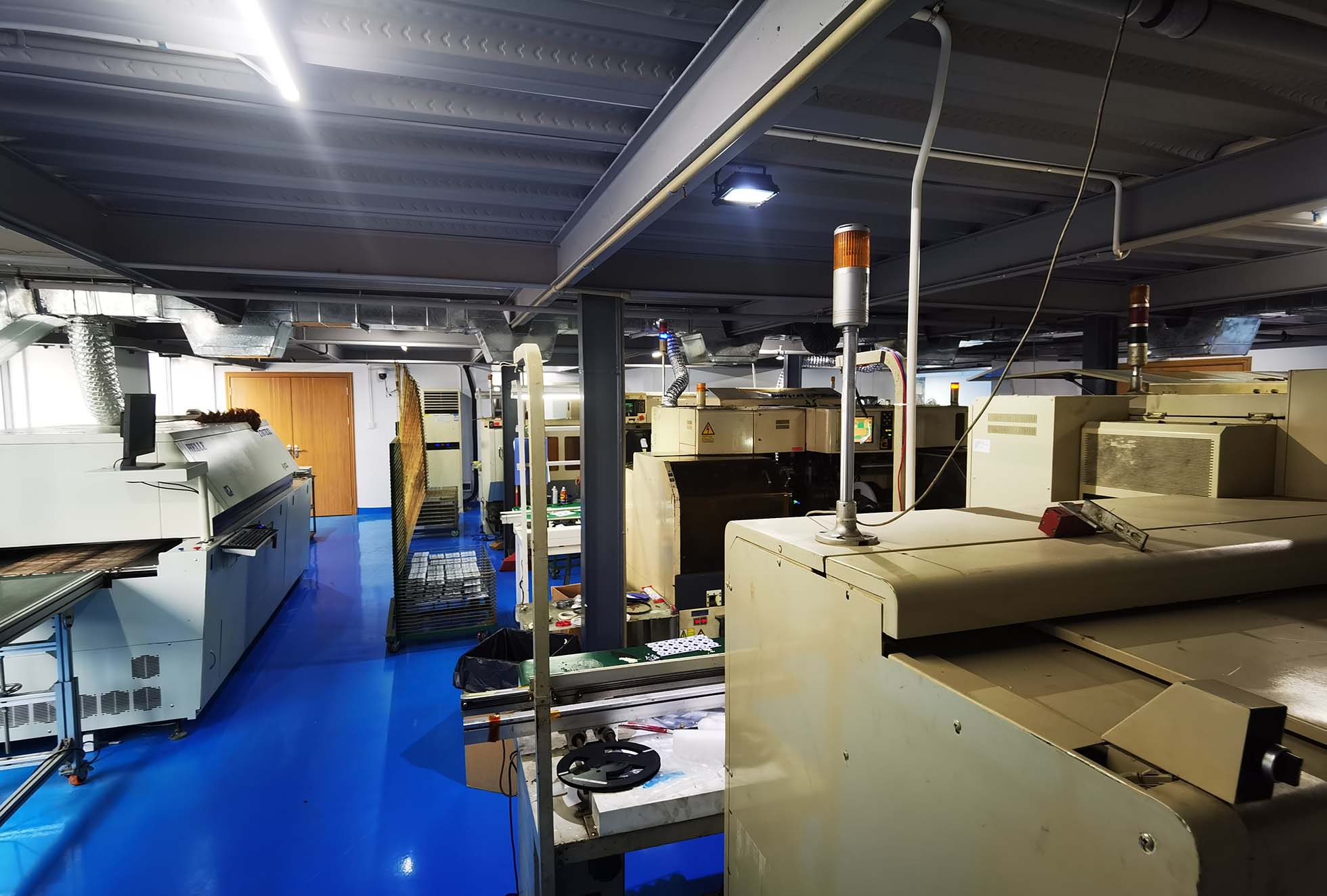 太阳城官网中山分厂自动化生产车间