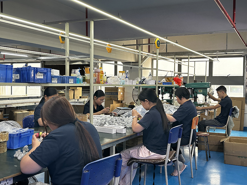 太阳城官网照明年底冲刺，，，，全力包管全球客户订单交付